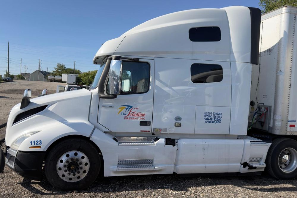 Frontline Freight Volvo VNL tractor and trailer